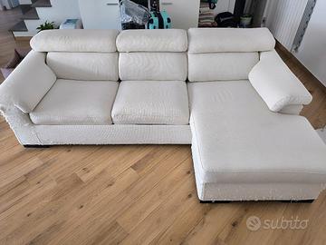 Divano letto matrimoniale