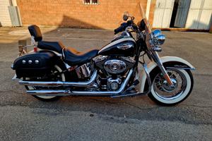 Harley-Davidson FLSTN Softail Deluxe Classic 1584