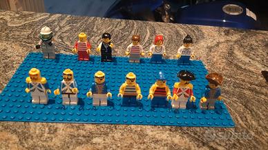 LEGO Personaggi e Cavalli vari