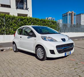 PEUGEOT 107 1.0 BENZINA 