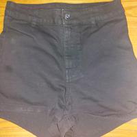 Pantaloncini corti H & M taglia 38