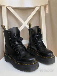 Stivaletti Dr. Martens. 36