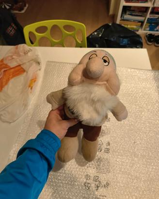 peluche Disney sette nani pisolo
