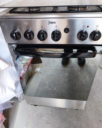 Gas con autospegnimento e forno della Zoppas 