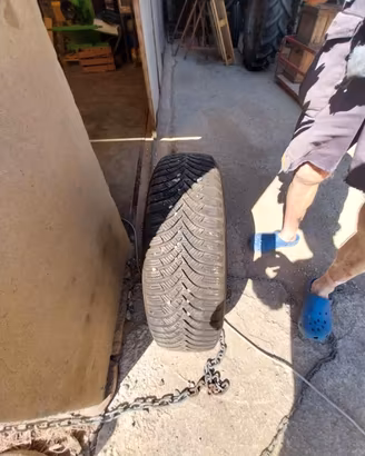 GOMME INVERNALI 175-70 R14  84T