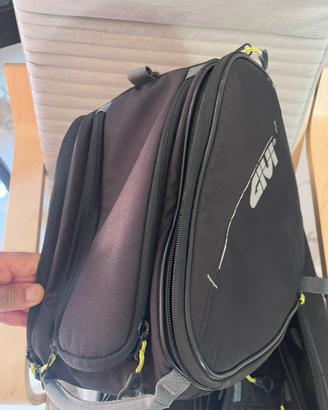 Trio valige Givi Yamaha Tmax 2008-2011