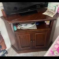 Mobile TV angolare in legno con ante e ripiano