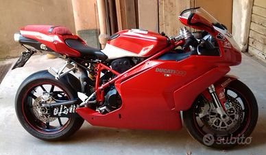 Ducati 749