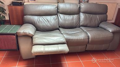 Divano 3 Posti in Pelle con Funzione Relax