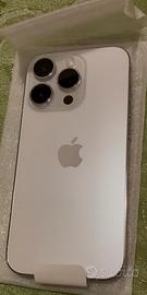 Iphone 14 pro, pari a nuovo ,cambio con iphone 15
