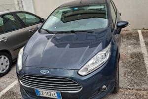 Ford Fiesta 1.2 Gpl/benz TITANIUM