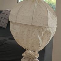 Lampadario a forma di mongolfiera