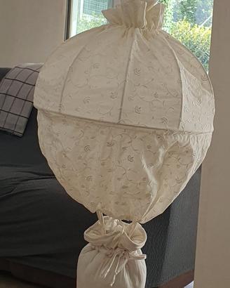 Lampadario a forma di mongolfiera
