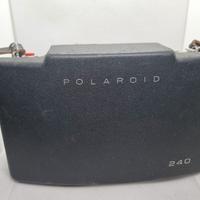 macchina fotografica polaroid 