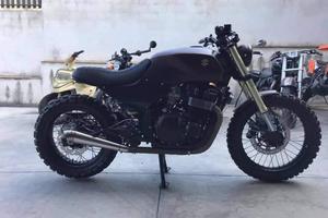 Honda gsx 550 cafe racer