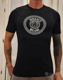 Versace originale, disegno cucito non stanpato