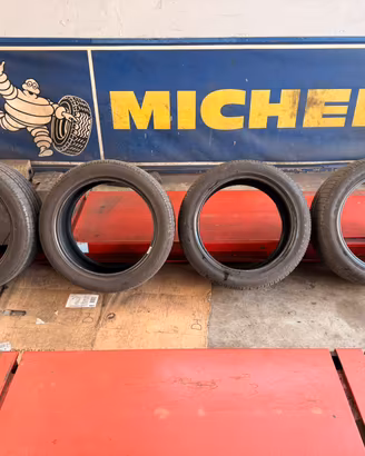 Gomme Good Year 255/45 ZR 19 POST 285/40 ZR 19