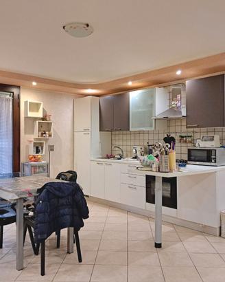 Appartamento con cortile