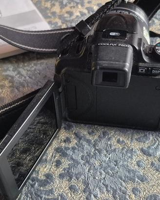camera nikon coolpix p600