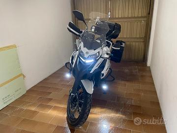 Moto Benelli trk 502x