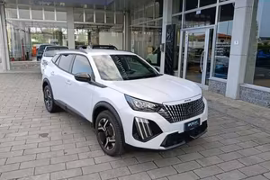 Peugeot 2008 1.2 Benzina 130cv EAT8 ALLURE KEYLESS