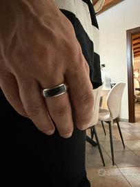 Black Friday50% Anello Breil acciaio e pelle nera.