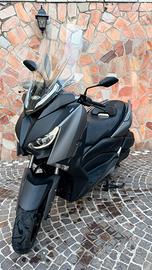 Yamaha Xmax 300 Pronto all’uso