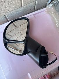 Specchietto per auto
