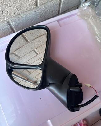 Specchietto per auto