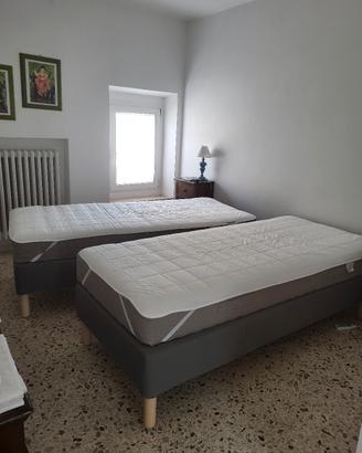 2 letti singoli IKEA+materassi e coprimaterassi