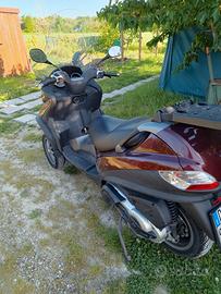 Piaggio Mp3 400 ie tre ruote