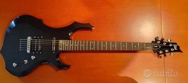 Chitarra elettrica, amplificatore e supporto
