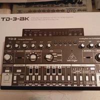 Behringer TD 3 analog bass synth 