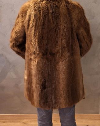 Pelliccia e colbacco castoro