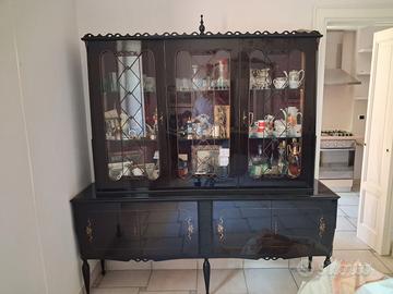 Stile veneziano - Credenza con specchiera e vetrin