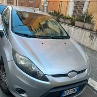 Ford fiesta 2010 1.4 GPL/Benzina