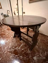 Tavolo in legno antico pieghevole