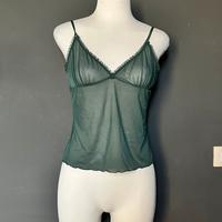 Top verde trasparente con spalline stile lingerie