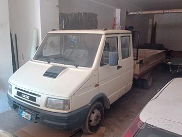 Furgone iveco 35E10