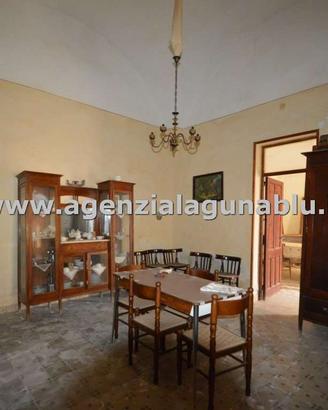 Casa singola nelle immediate periferie
