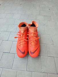 scarpe da calcio con tacchetti nike