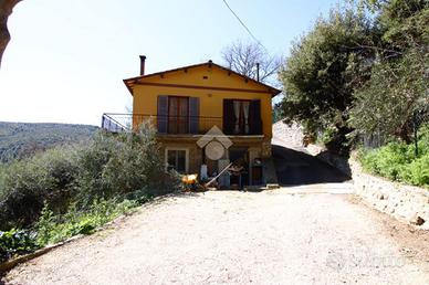 CASA INDIPENDENTE A ROCCANTICA