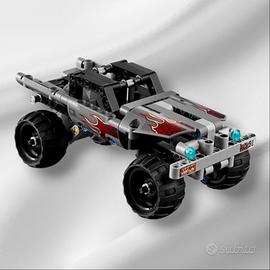 LEGO Technic  
Bolide fuoristrada 