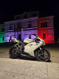 Ducati 848