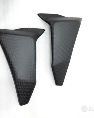 Fianchetti laterali radiatore carbonio hypermotard