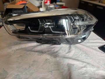 Faro BMW X1 F48 / X2 F39 LED sx originale valeo