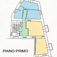 Vomero, 100 mq tripla esposizione, con posto auto