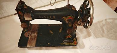 Macchina da cucire Singer vintage