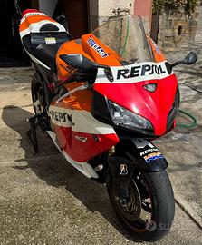CBR 600rr anno 2006