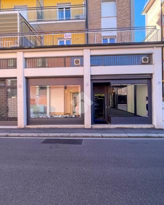 NEGOZIO A CREMONA